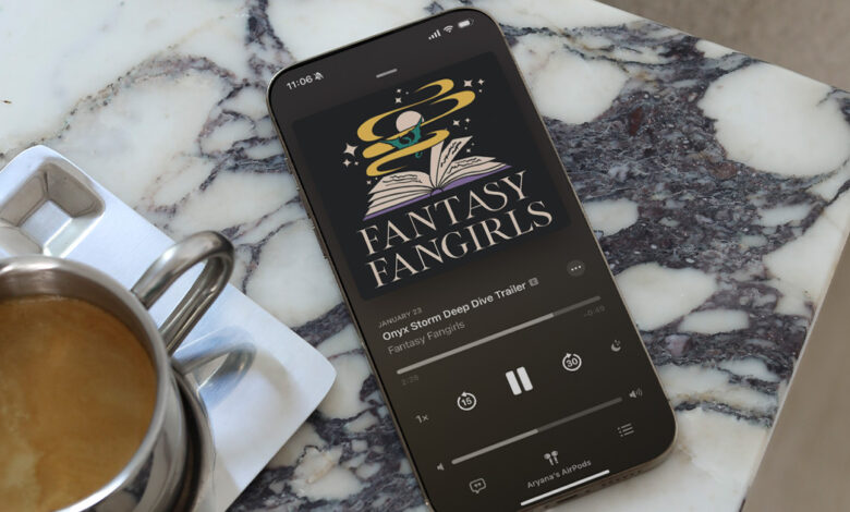 13 Book Podcasts To Listen to if You’re Obsessed With Reading 13 Book Podcasts To Listen to if You’re Obsessed With Reading