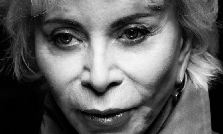 ‘The Interview’: Isabel Allende Understands How Fear Changes a Society ‘The Interview’: Isabel Allende Understands How Fear Changes a Society