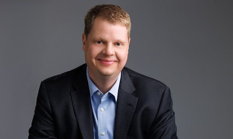 Tim McConnehey Of Izzard Ink Publishing: 5 Things You Need to Be a Successful Author or Writer | by Kristin Marquet | Authority Magazine Tim McConnehey Of Izzard Ink Publishing: 5 Things You Need to Be a Successful Author or Writer | by Kristin Marquet | Authority Magazine