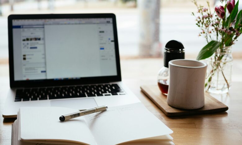 3 Easy Ways to Support Authors for Free 3 Easy Ways to Support Authors for Free