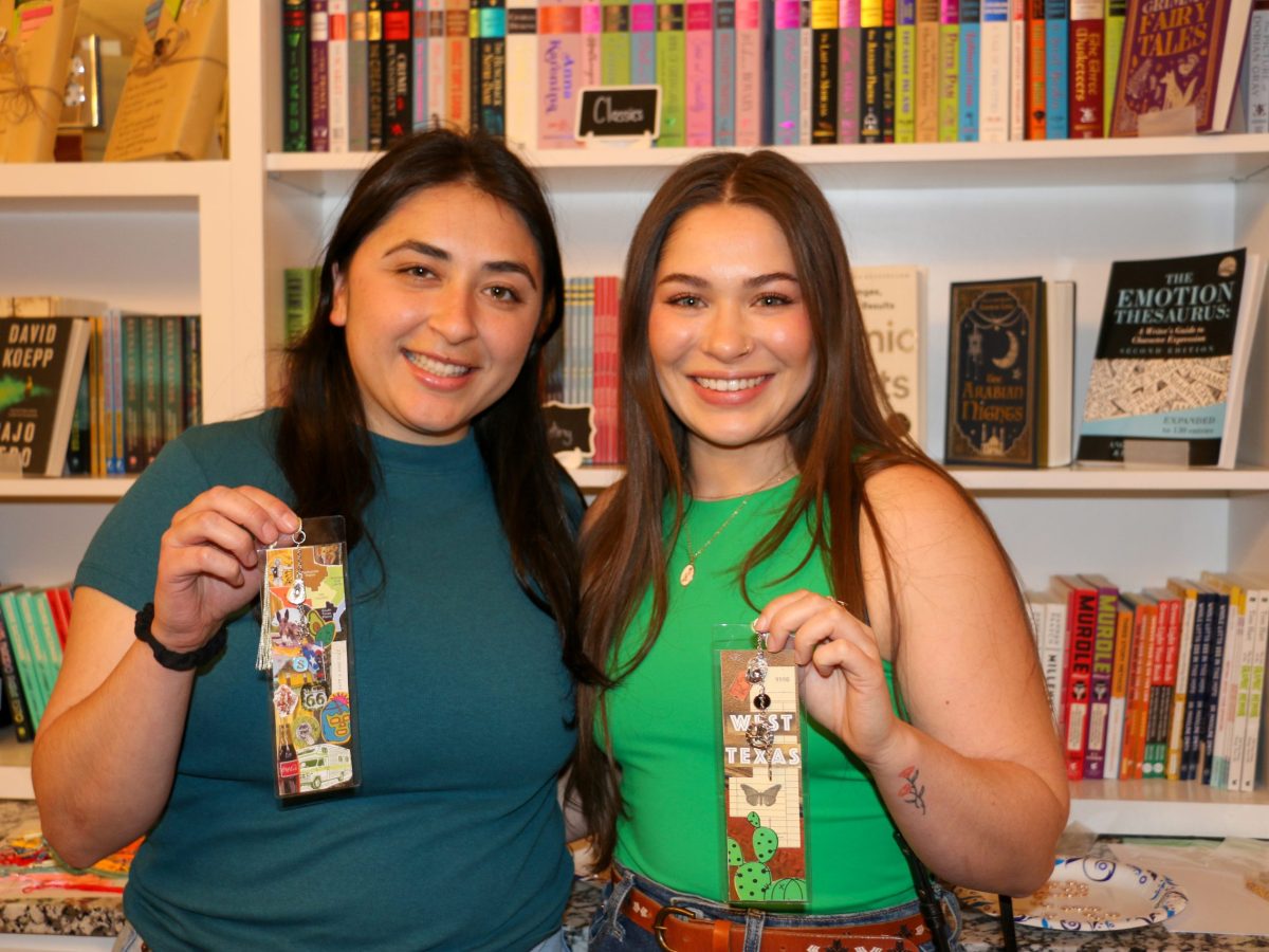 Photos: El Paso Matters Book Club hosts Texas-themed craft night at Margin Notes Bookbar