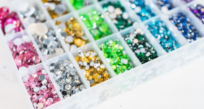 A Sparkling Book Club Craft Idea: Book Bedazzling A Sparkling Book Club Craft Idea: Book Bedazzling