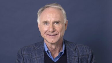 Dan Brown talks about his book and how he manages the writing process