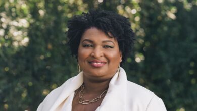 Stacey Abrams, Jess Walter, Susan Orlean, Rebecca Yarros, and many more • Oregon ArtsWatch Stacey Abrams, Jess Walter, Susan Orlean, Rebecca Yarros, and many more • Oregon ArtsWatch